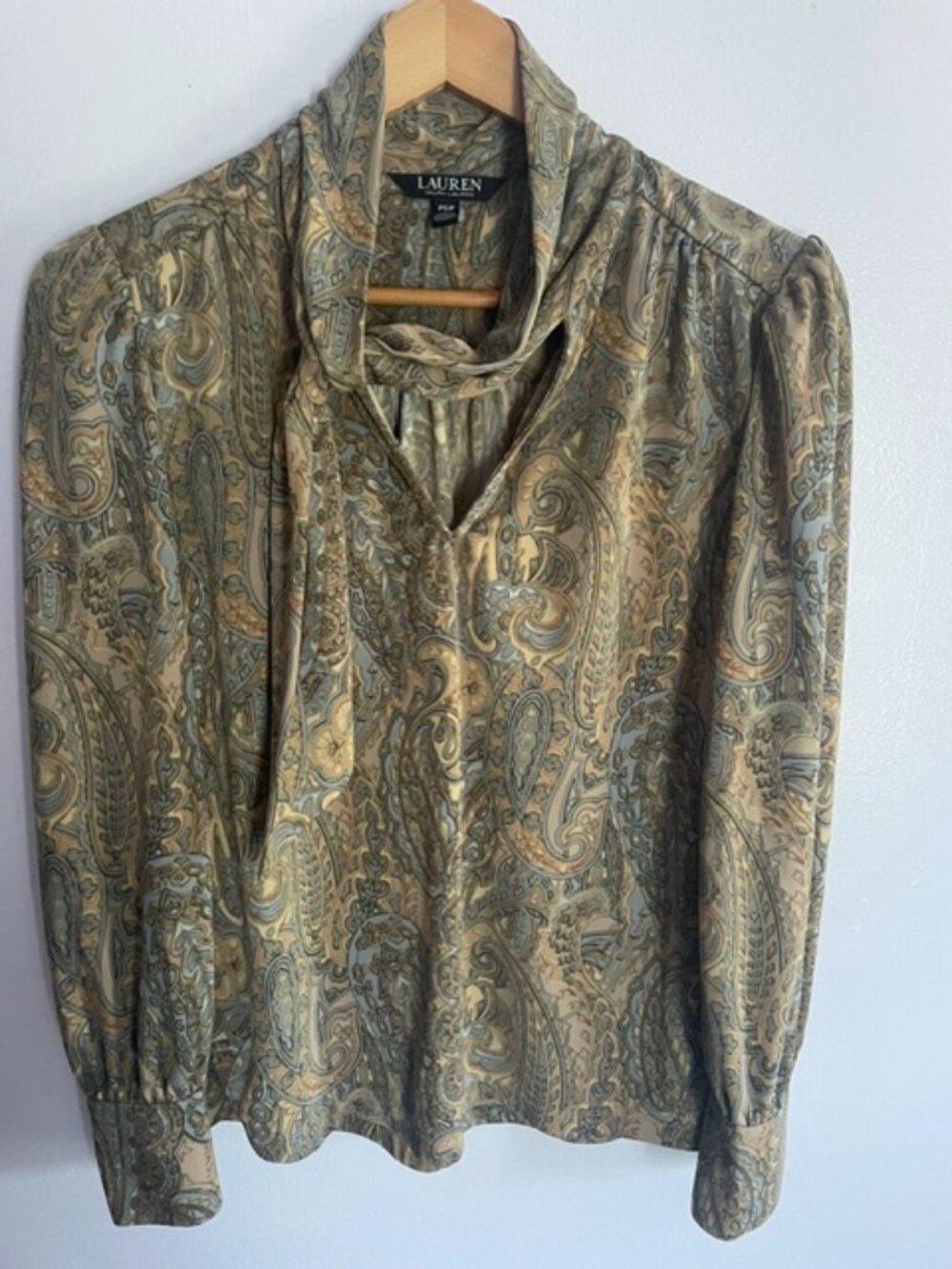 Lauren, Paisley, tie neck, blouse, Size Small (p)